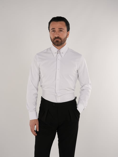 Chemise Blanche Col en Pointe avec Barette